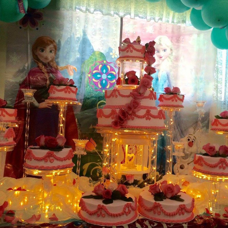Custom cake from Zimatlan Bakery in Seaside, California